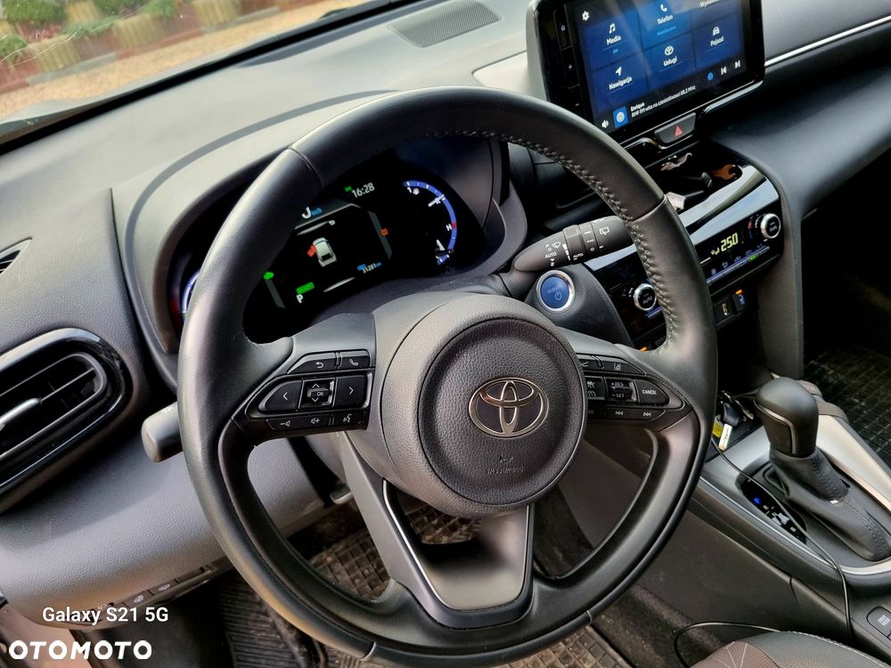 Toyota Yaris Cross Hybrid 1.5 Executive - 8
