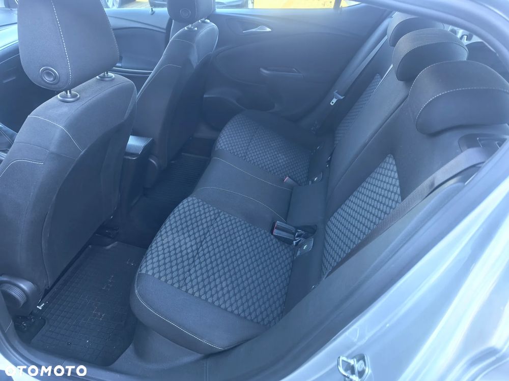 Opel Astra 1.6 CDTI Elite S&S - 10