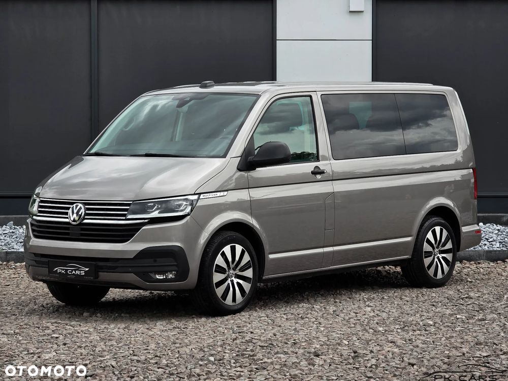 Volkswagen Multivan - 9