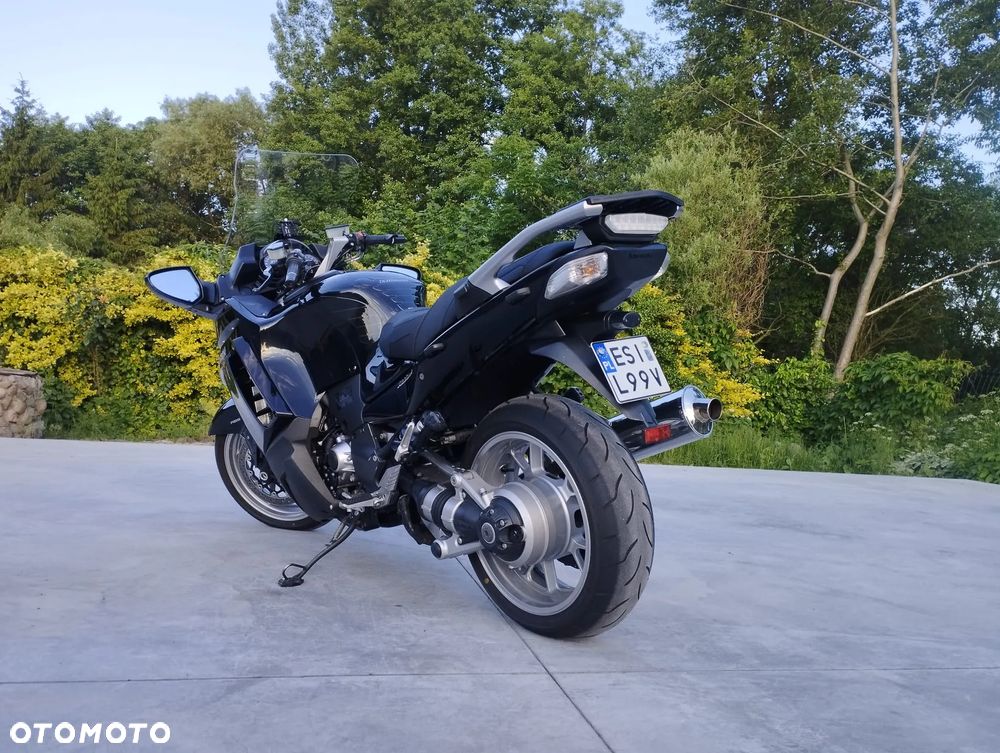 Kawasaki GTR - 8