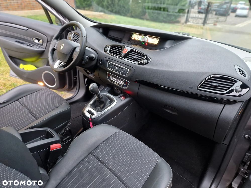 Renault Scenic TCe 130 Dynamique - 16