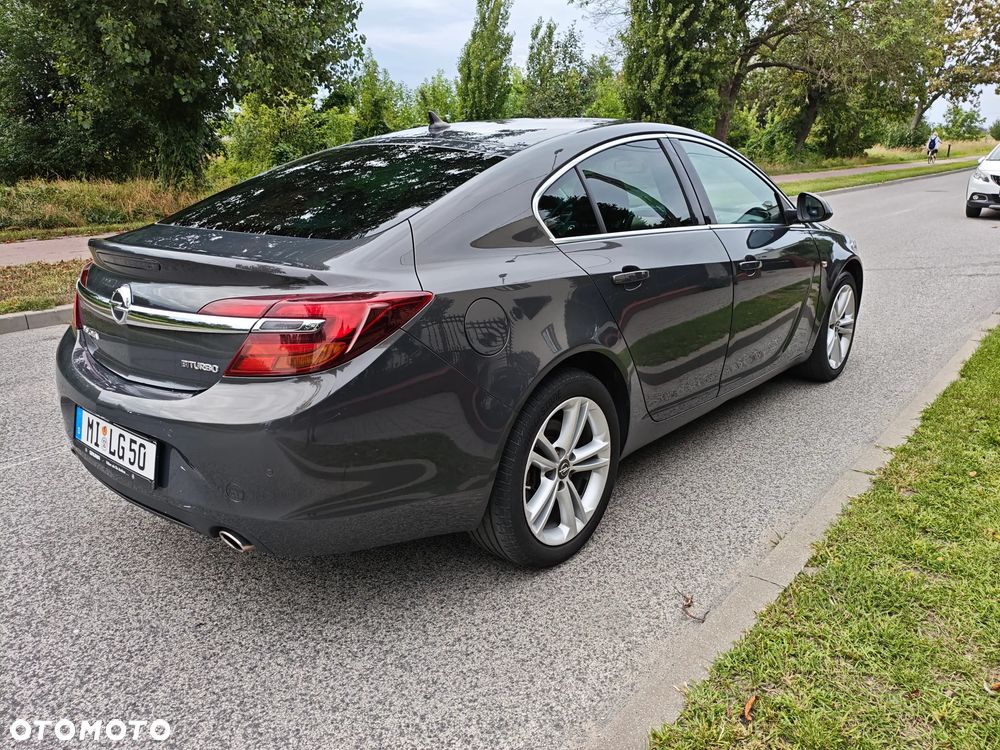 Opel Insignia 2.0 BiTurbo CDTI Sport - 2