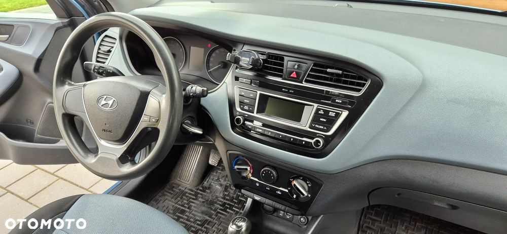 Hyundai i20 1.2 BlueDrive Comfort - 27