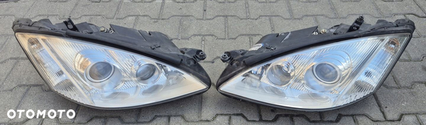 MERCEDES S KLASA W221 LAMPY PRZÓD KOMPLET XENON A2218200761 A2218200861