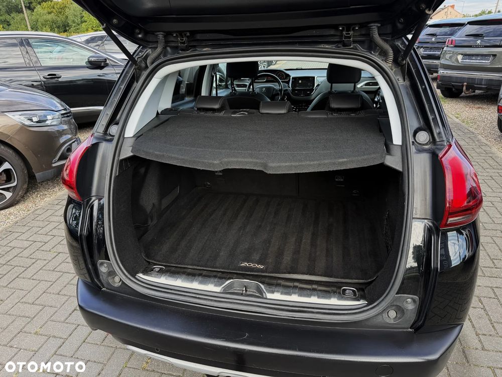 Peugeot 2008 BlueHDi 100 STOP & START Allure - 10