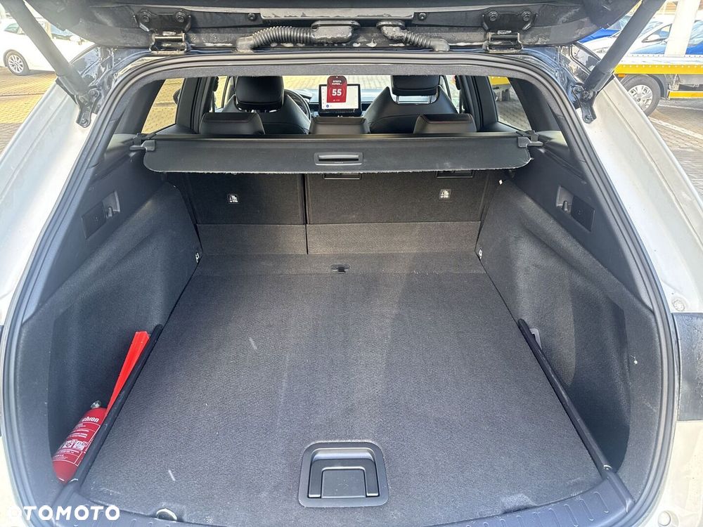 Toyota Corolla 1.8 Hybrid GR Sport Dynamic - 19