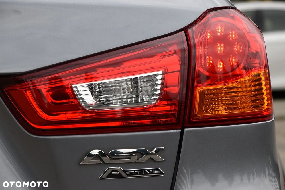 Mitsubishi ASX 1.6 2WD Diamant Edition+ - 11