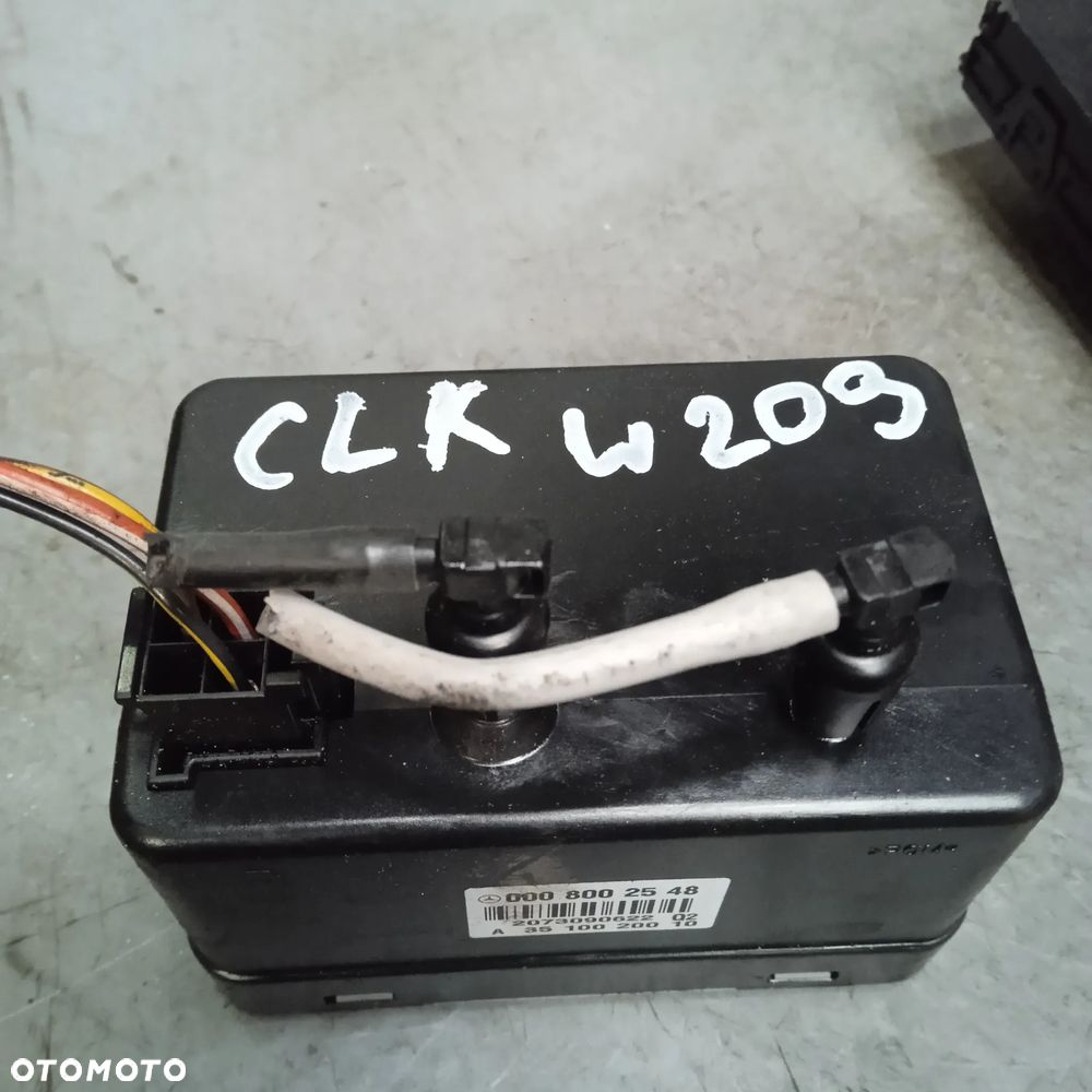 Pompka CLK W209 0008002548 - 1