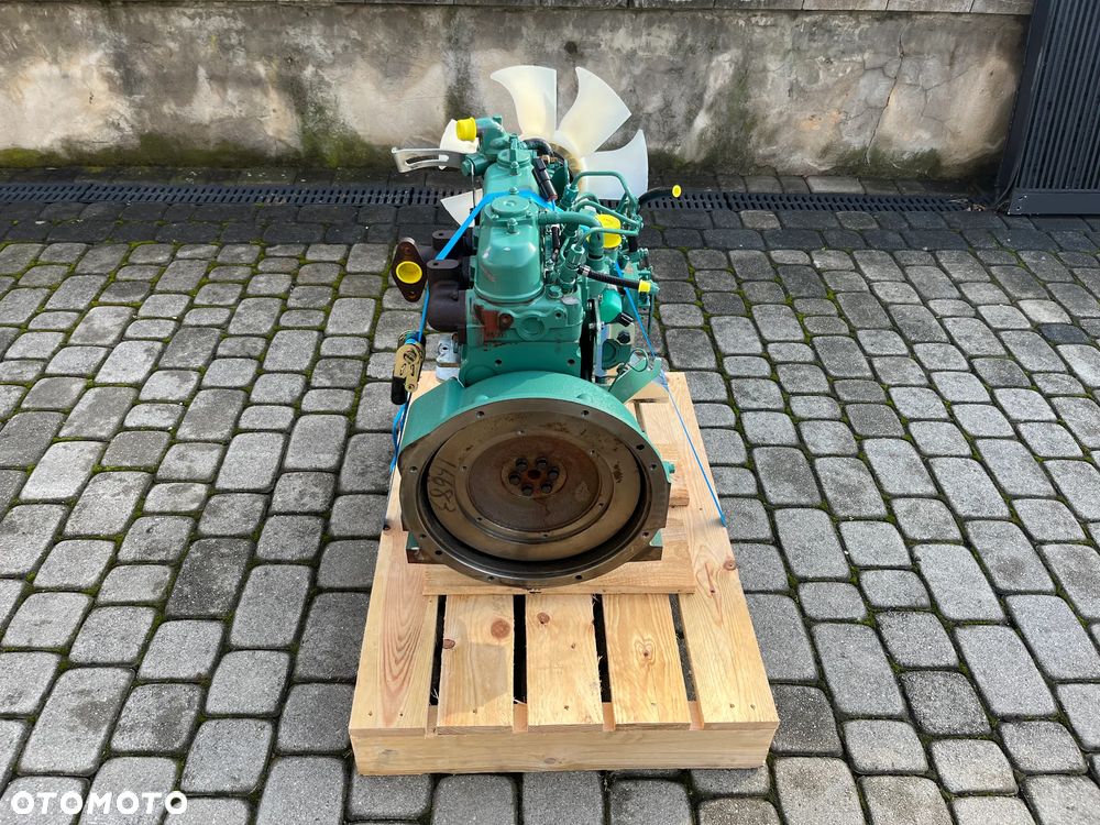 SILNIK VOLVO D1.1A-EF07 D1 1A EF07  15.6KW 2400 RPM 11381netto - 6