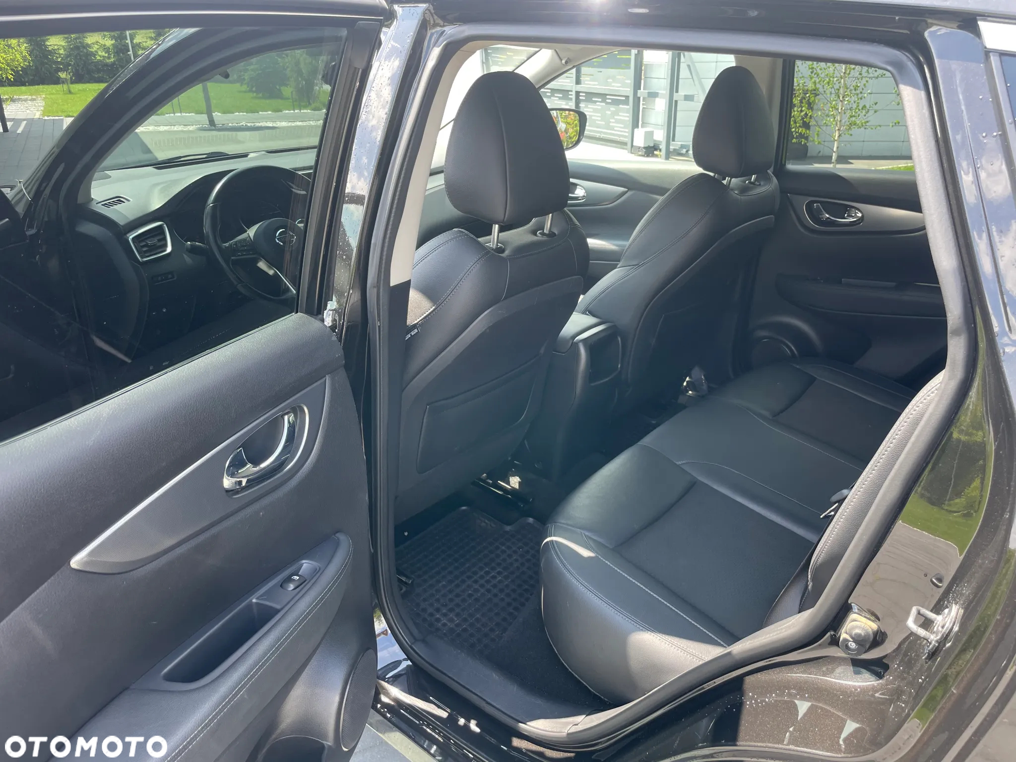 Nissan Qashqai 1.7 dCi N-Connecta - 12