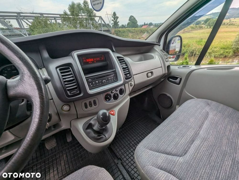 Renault Trafic - 10
