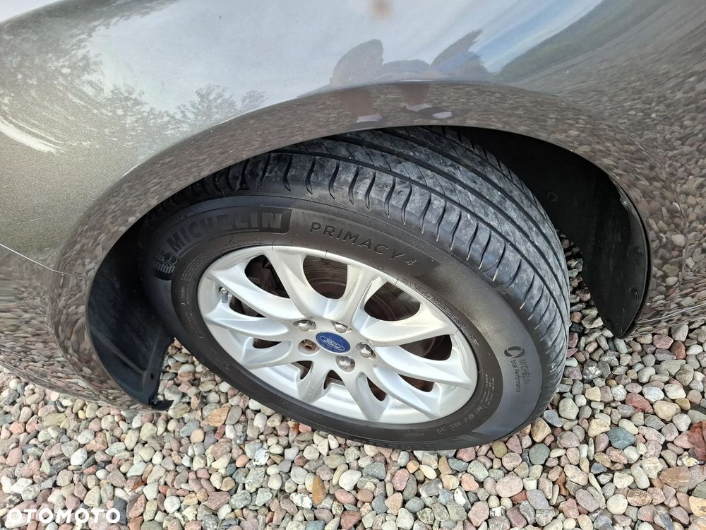 Ford Mondeo - 19