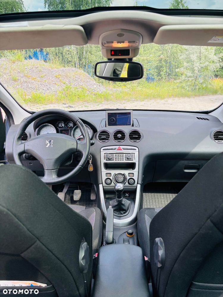 Peugeot 308 1.6 Premium - 9