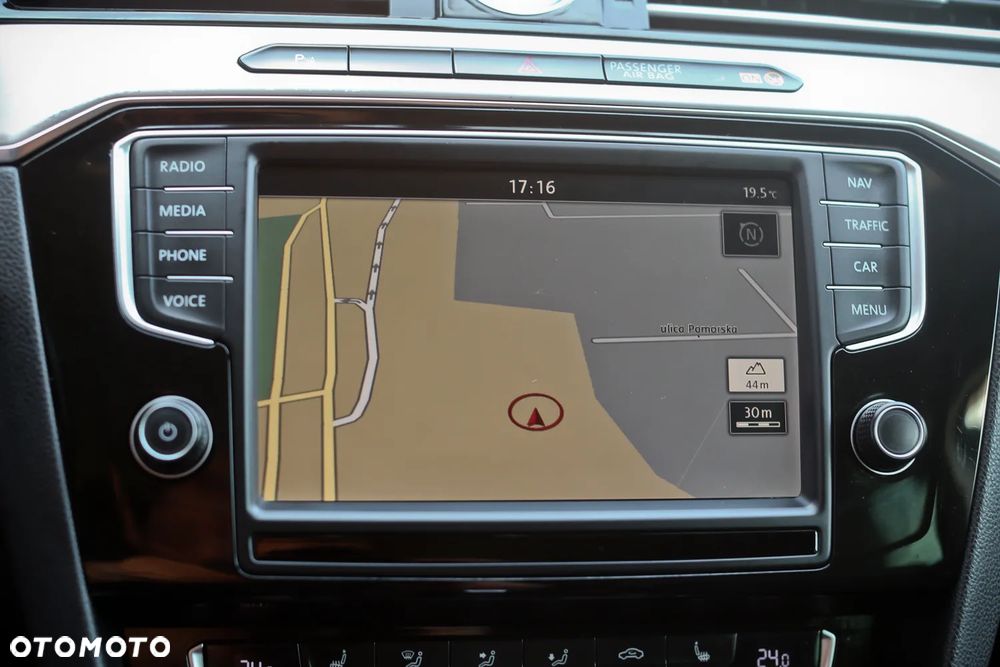 Volkswagen Passat Variant - 27
