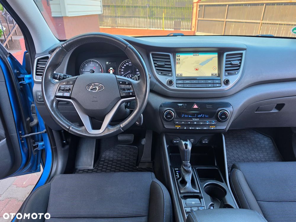 Hyundai Tucson blue 1.7 CRDi 2WD DCT Premium - 25