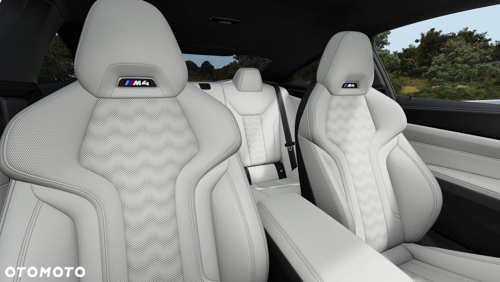 BMW M4 Competition M xDrive - 12