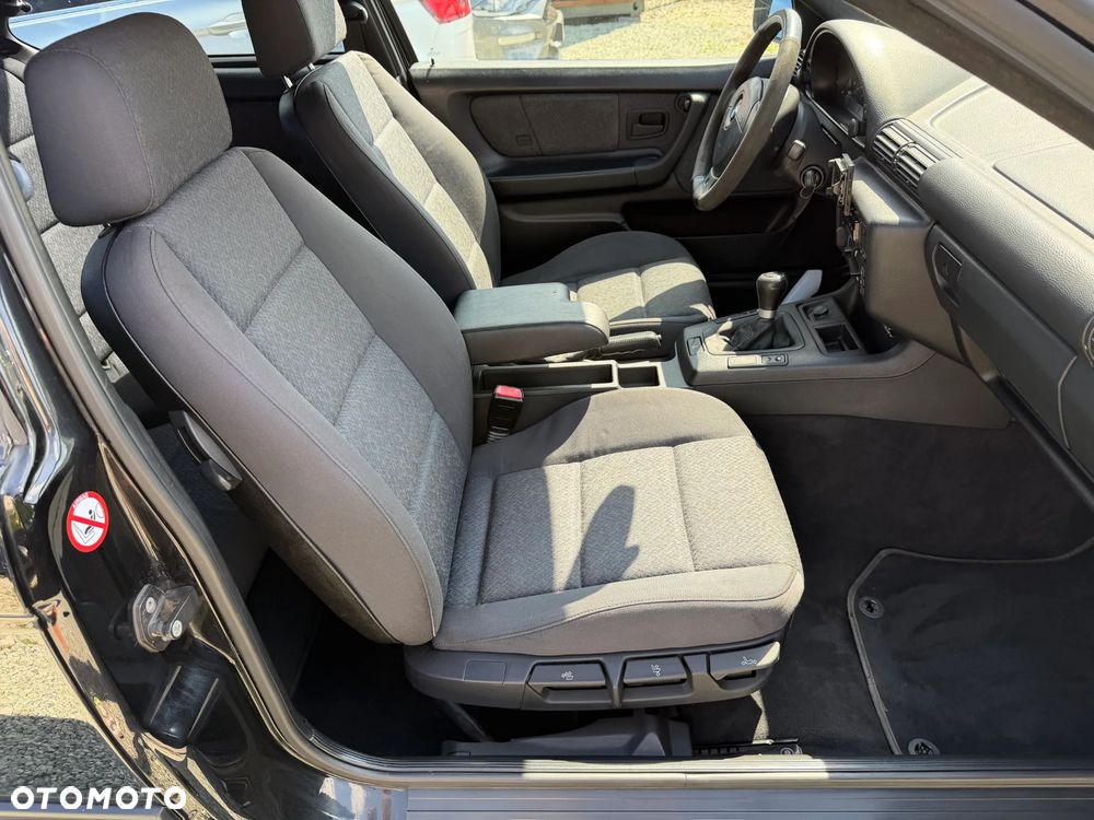 BMW Seria 3 - 27
