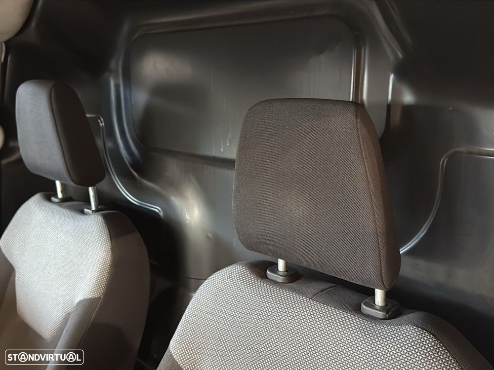 Ford Transit - 8