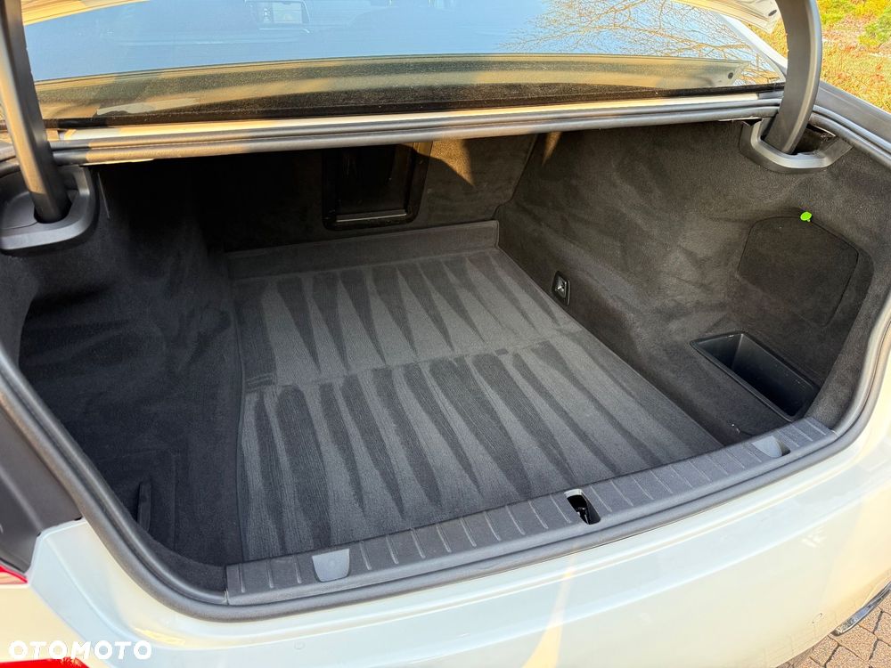 BMW Seria 7 - 19