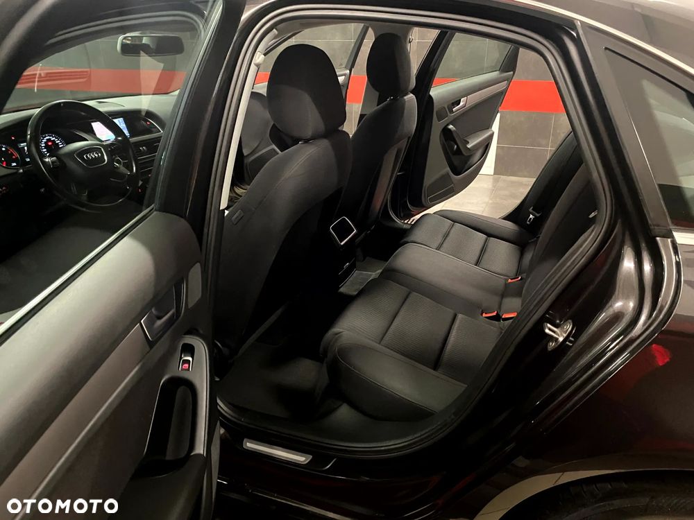 Audi A4 Limousine 1.8 TFSI Attraction - 22