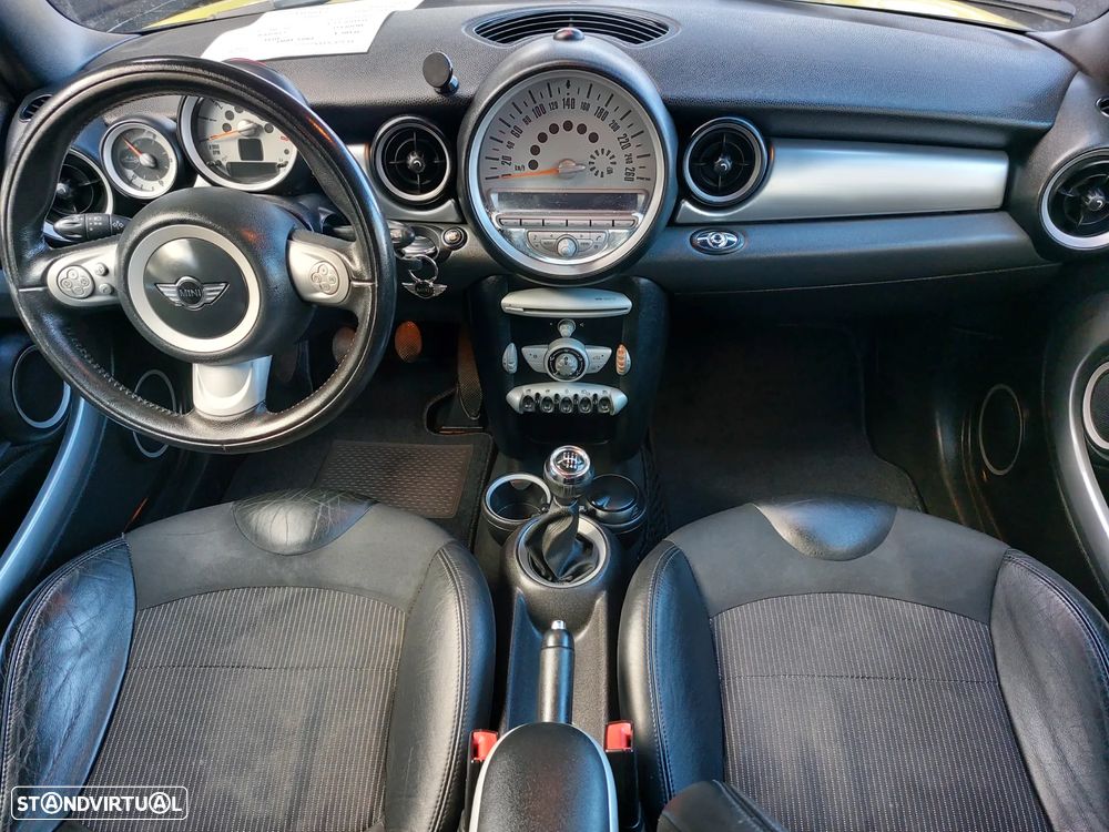 MINI Cabrio Cooper - 25