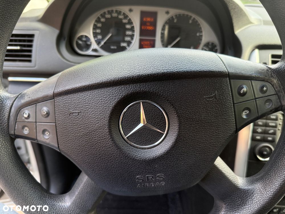 Mercedes-Benz Klasa B 180 CDI Special Edition - 29