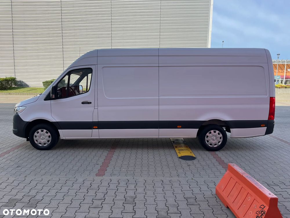 Mercedes-Benz Sprinter - 5