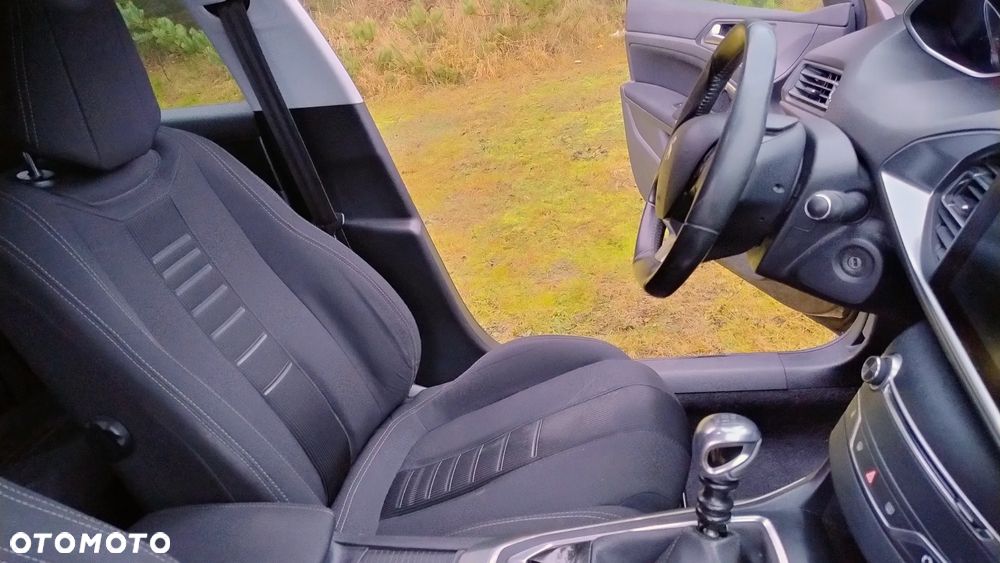 Peugeot 308 e-HDi 115 Stop & Start Allure - 12