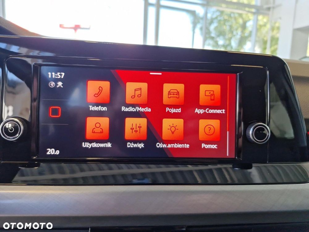 Volkswagen Golf - 18