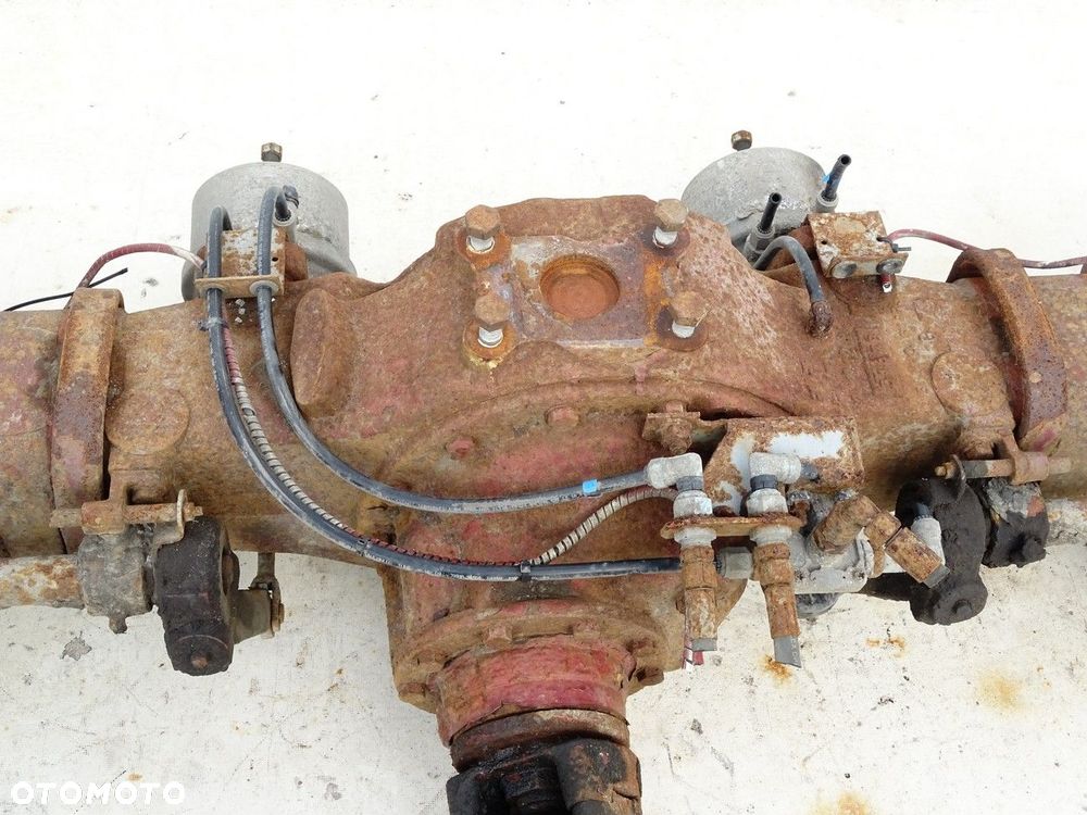 MOST TYŁ DYFER  RENAULT TRUCKS TRACER 1991 - 2001 R 332 A 9839 cmᶟ 186KW (253KM) - 4