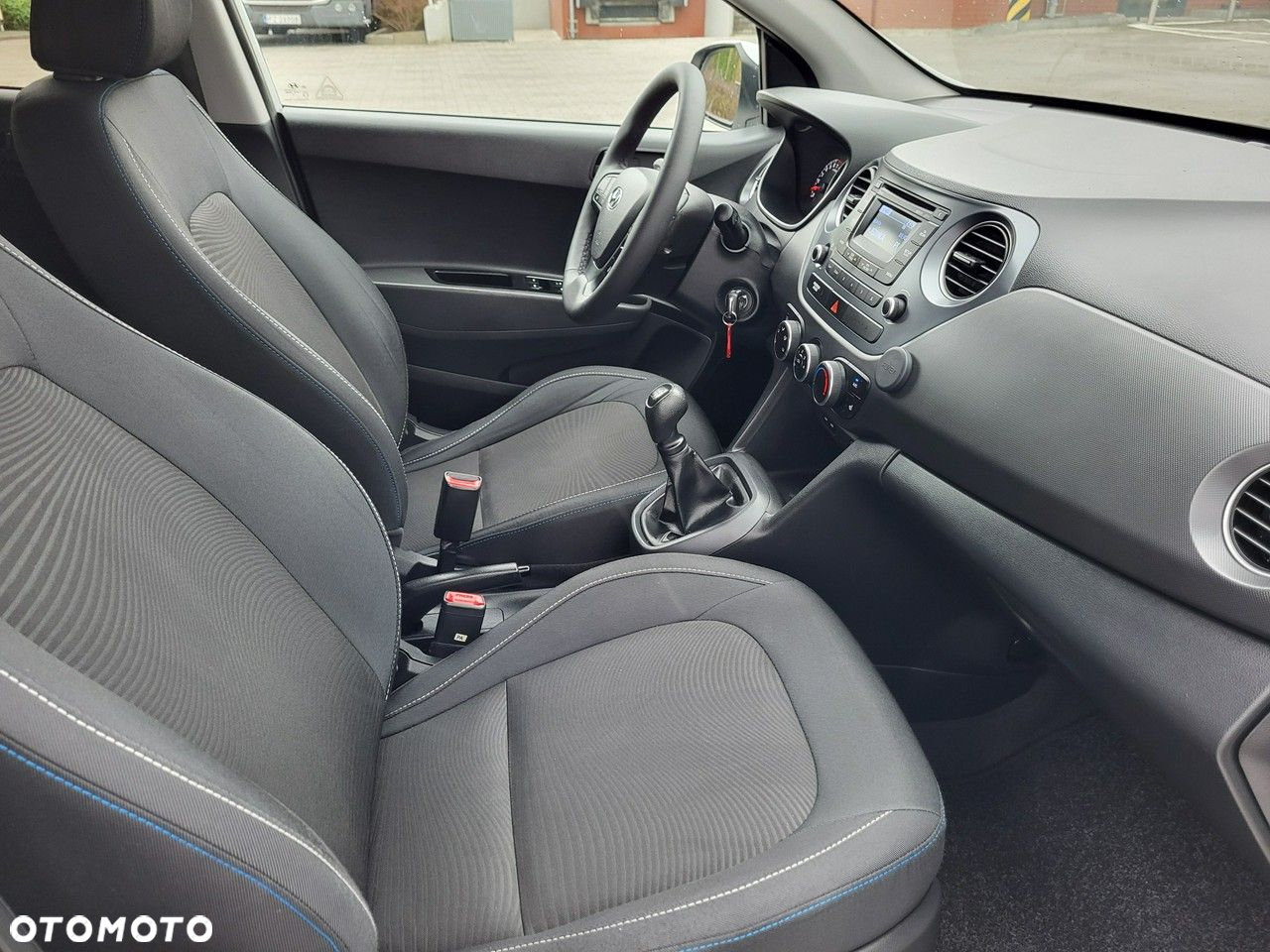 Hyundai i10 - 24