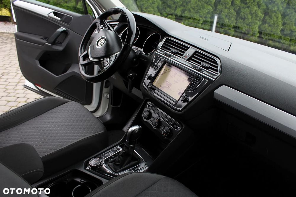 Volkswagen Tiguan 2.0 TDI SCR 4MOTION BlueMotion Technology DSG Lounge Track & Style - 17