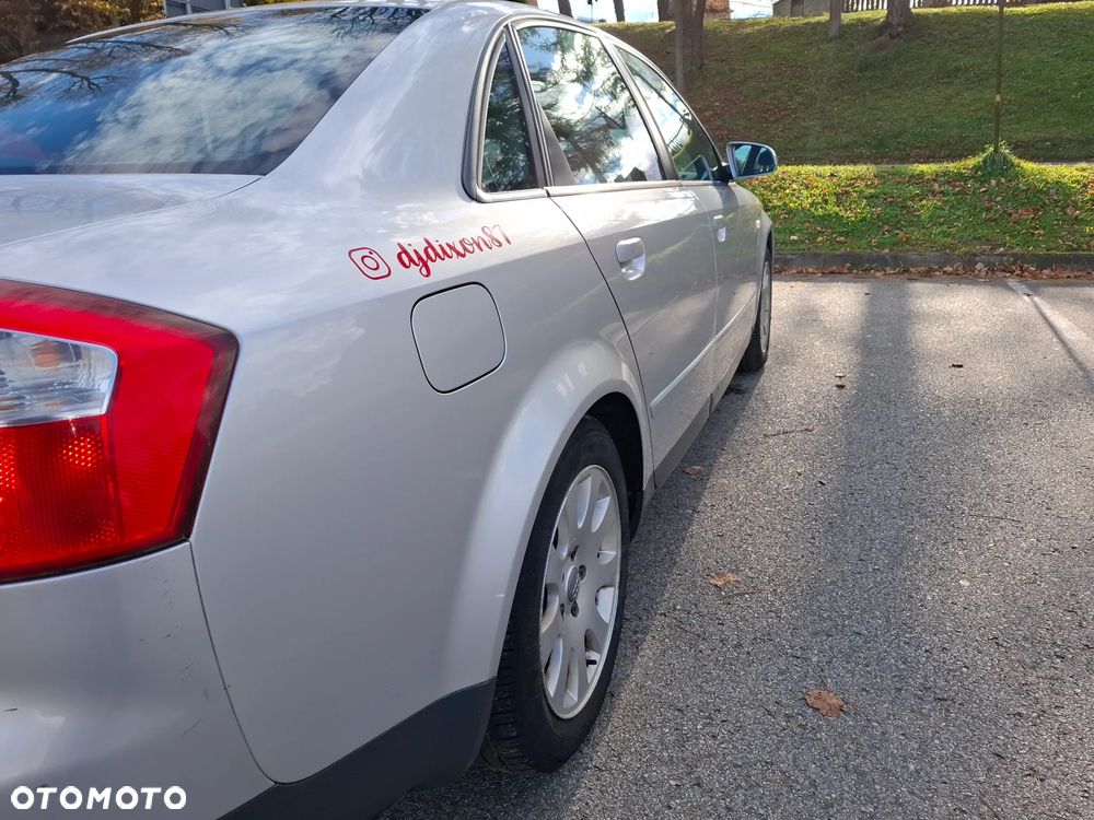 Audi A4 - 4