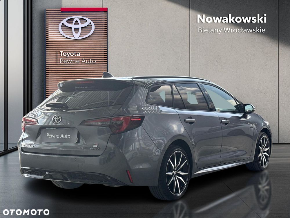 Toyota Corolla 2.0 Hybrid GR Sport Dynamic - 5