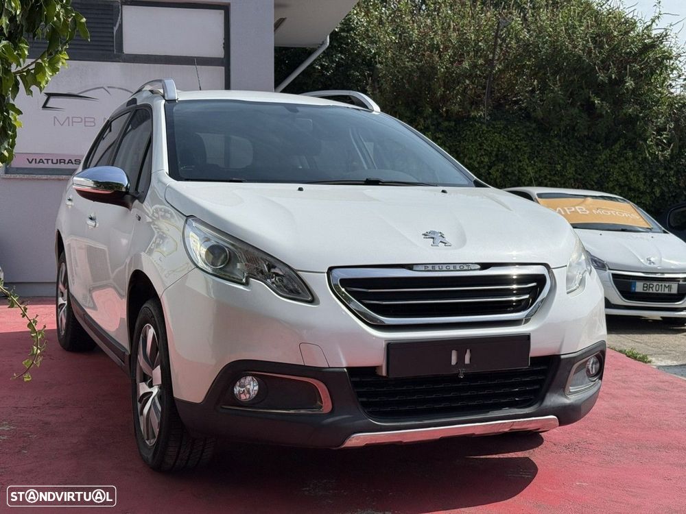 Peugeot 2008 1.2 PureTech Style - 3