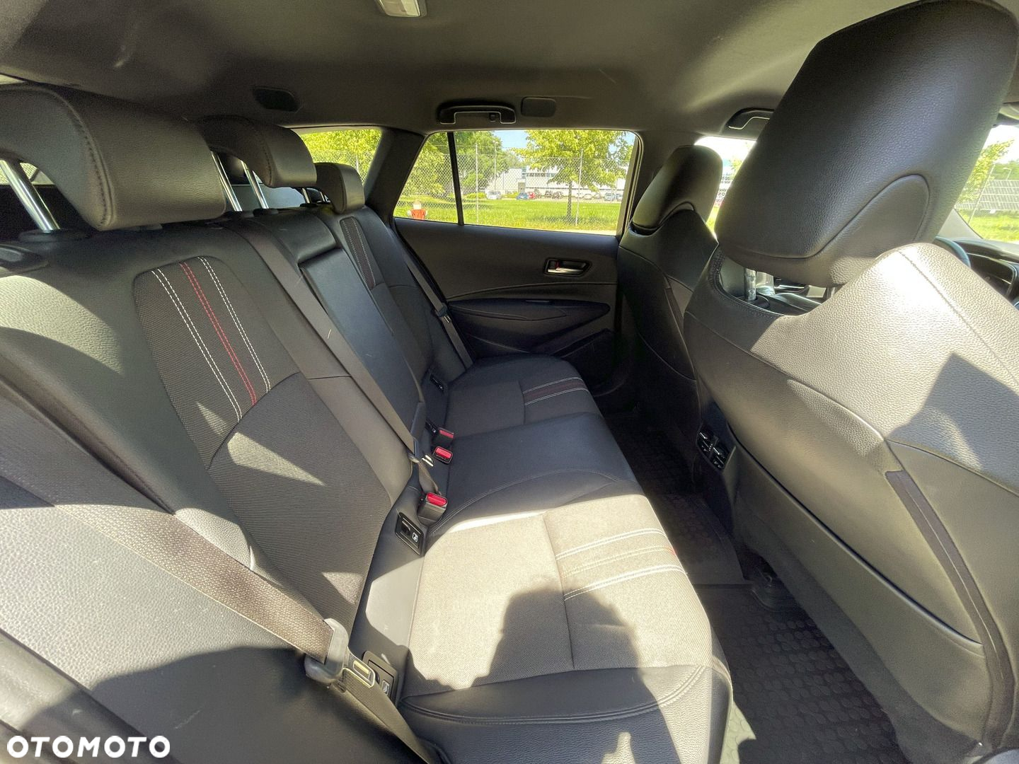 Toyota Corolla - 12