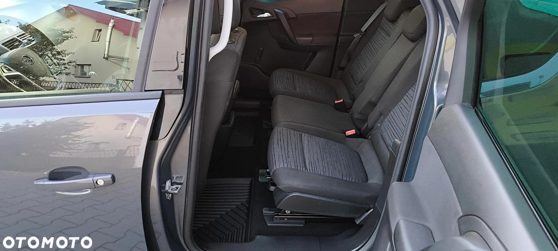 Opel Meriva - 11