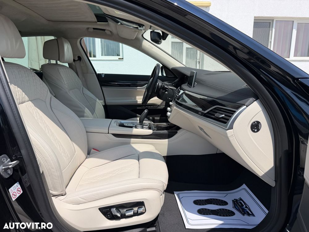 BMW Seria 7 730d xDrive - 14