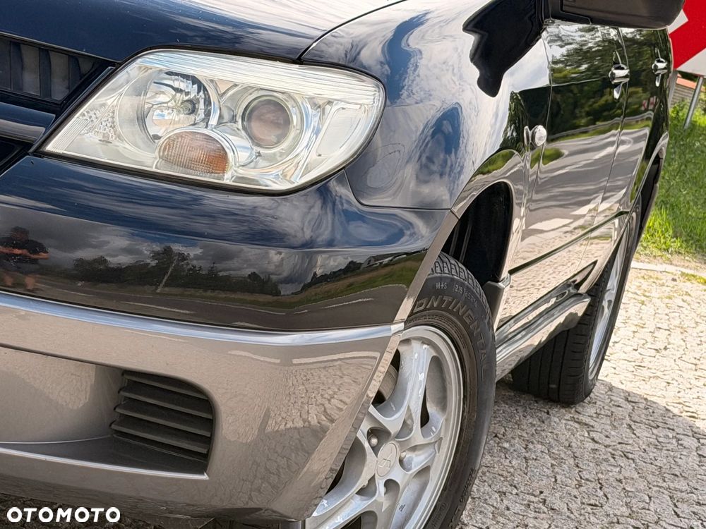 Mitsubishi Outlander - 25