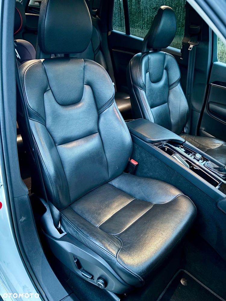 Volvo XC 90 - 6