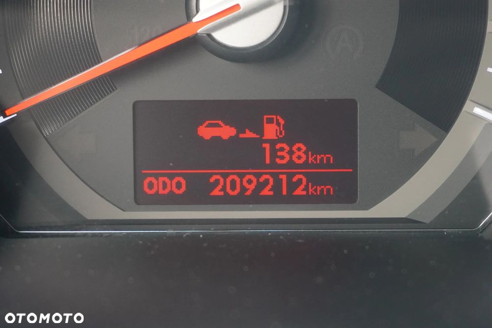 Kia Sportage 2.0 CVVT 2WD Vision - 28