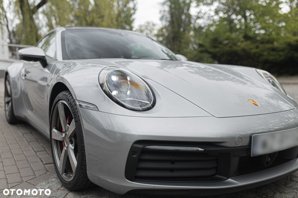 Porsche 911 Carrera S - 6