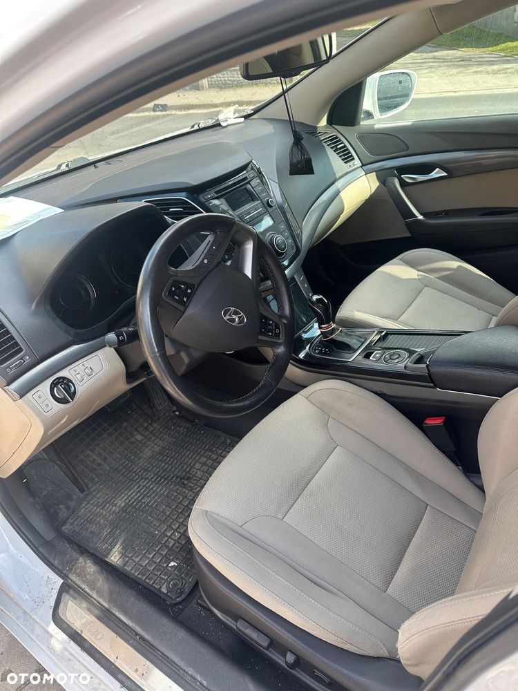 Hyundai i40 1.7 CRDi Comfort DCT - 10