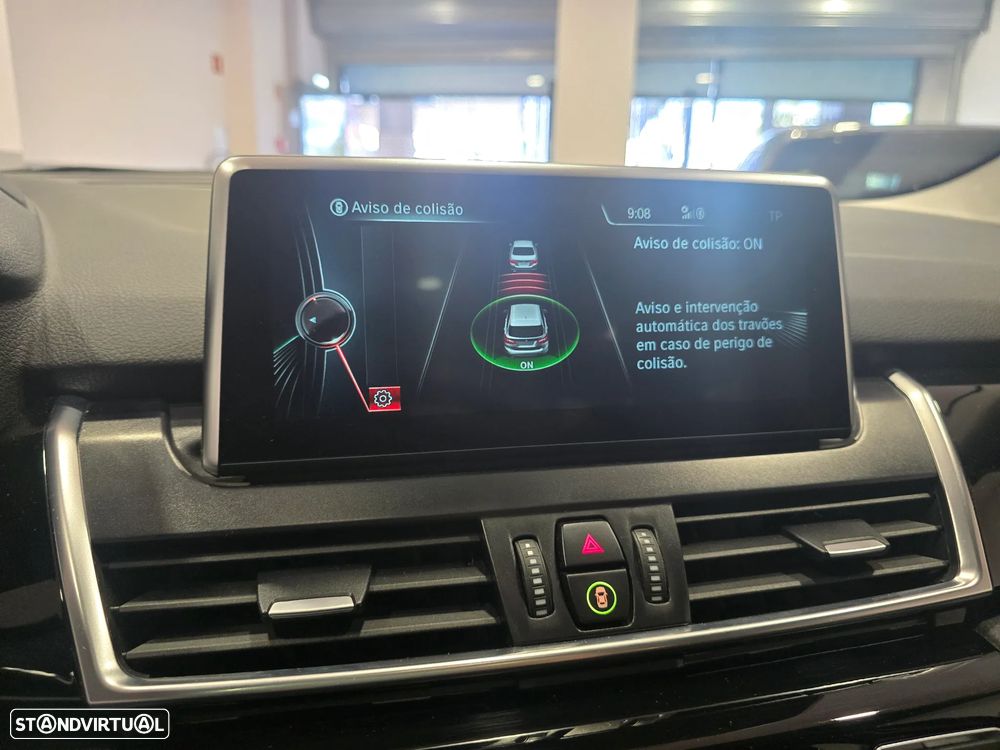 BMW 218 Active Tourer d Aut. Sport Line - 38