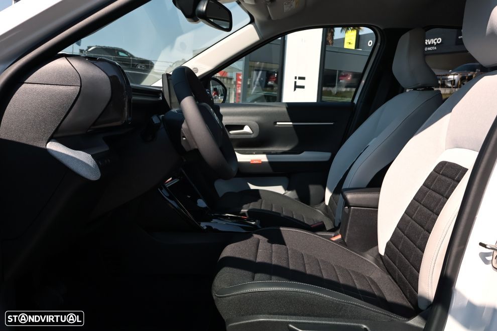 Citroën C3 1.2 Hybrid Max e-DSC6 - 16