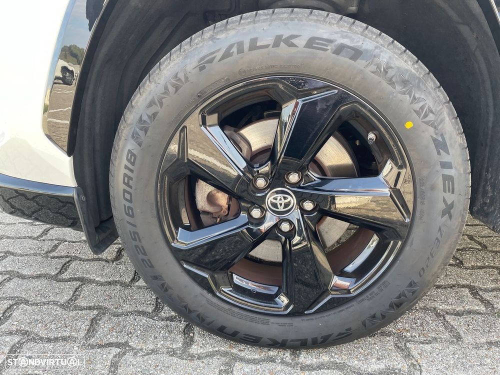 Toyota RAV4 - 16