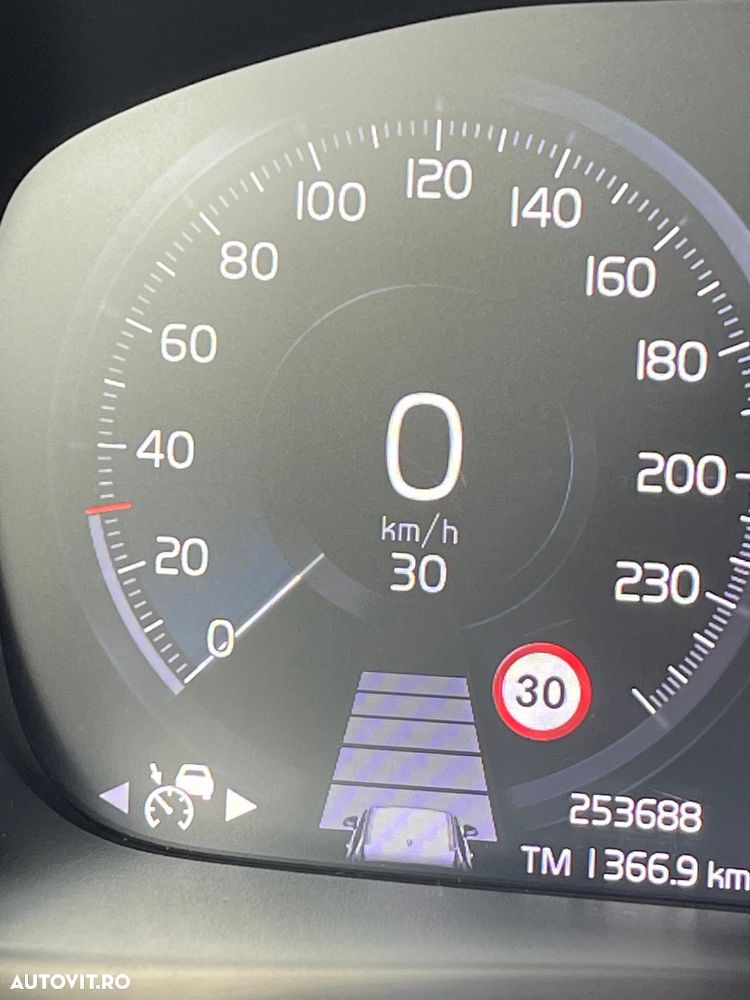 Volvo XC 40 D3 Inscription - 12