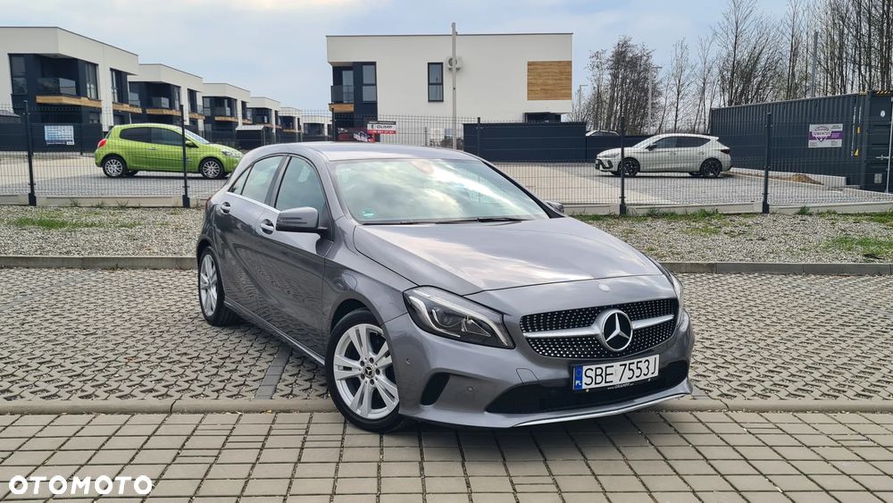 Mercedes-Benz Klasa A 200 (BlueEFFICIENCY) Urban - 2