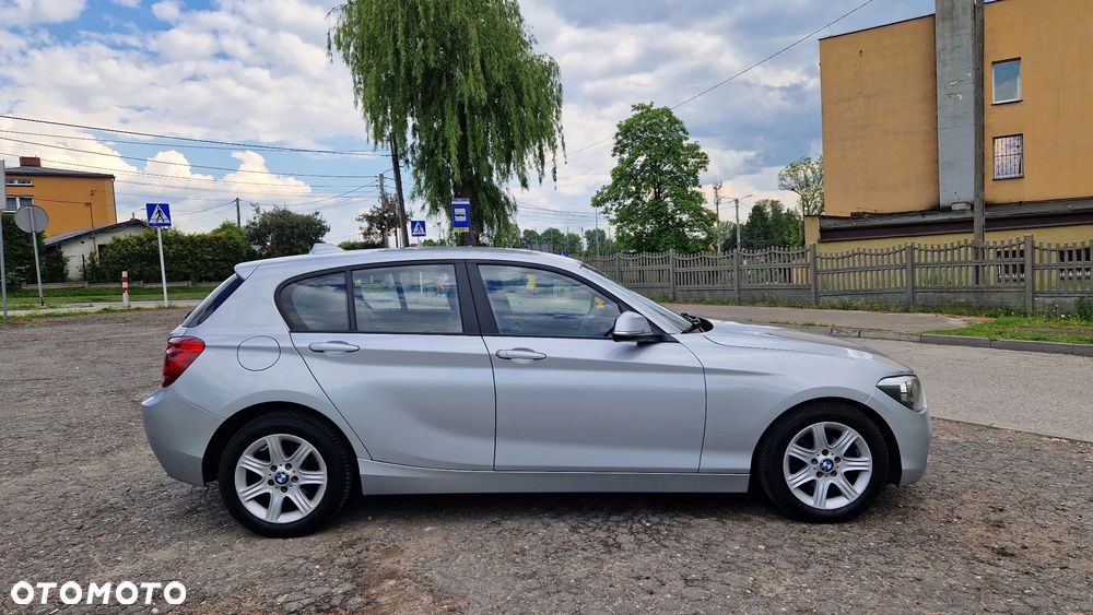 BMW Seria 1 118d Sport Line - 3