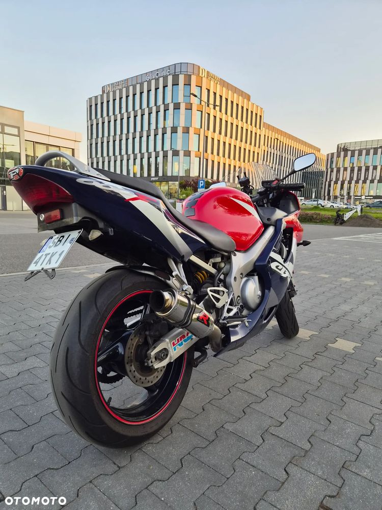 Honda CBR - 5